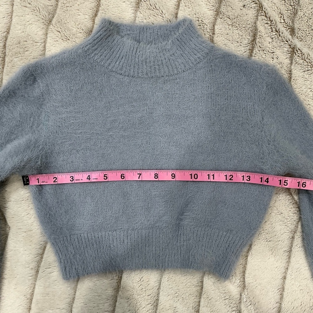Sky & Sparrow Cozy Mock Neck Crop Top - Picture 9 of 12